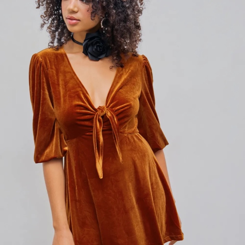 Velvet solid twist mini dress in copper M